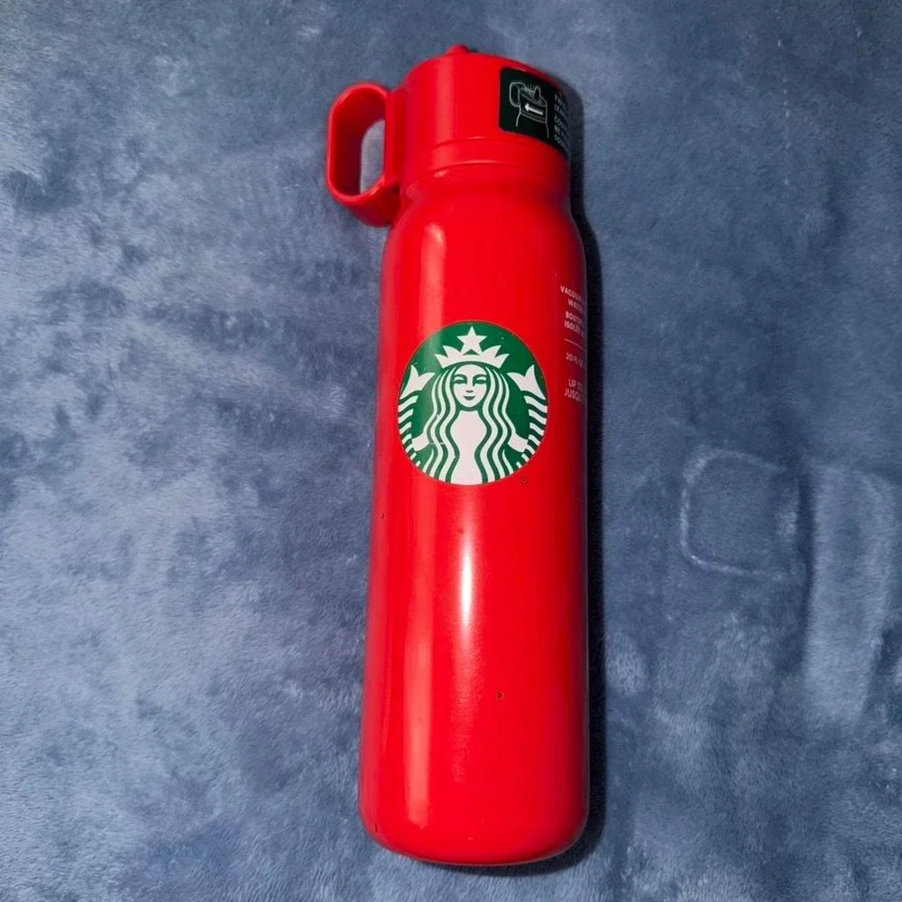 Starbucks Red 2024 Holiday Red Logo 20oz Twist to Sip Bottle Tumbler.
